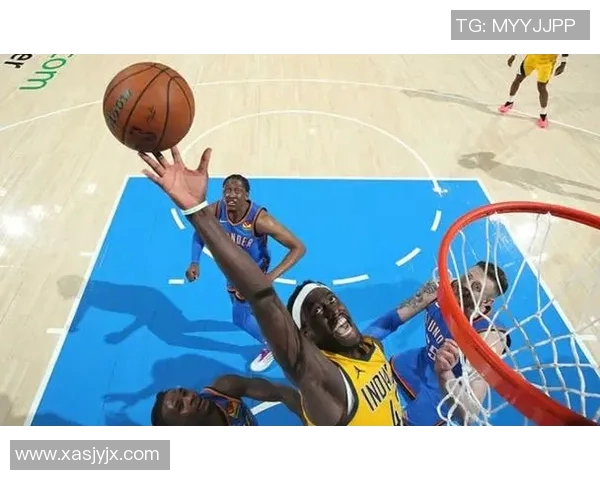 卡莱尔：内史密斯遭遇膝盖扭伤，将缺席至少四周